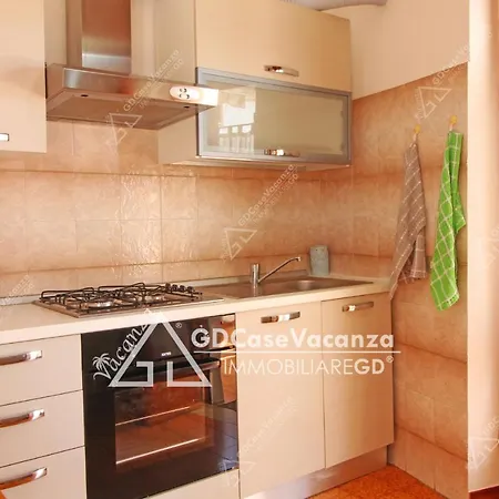 Gd Vacanza - Centralissimo Con Pass Auto - Apartment *